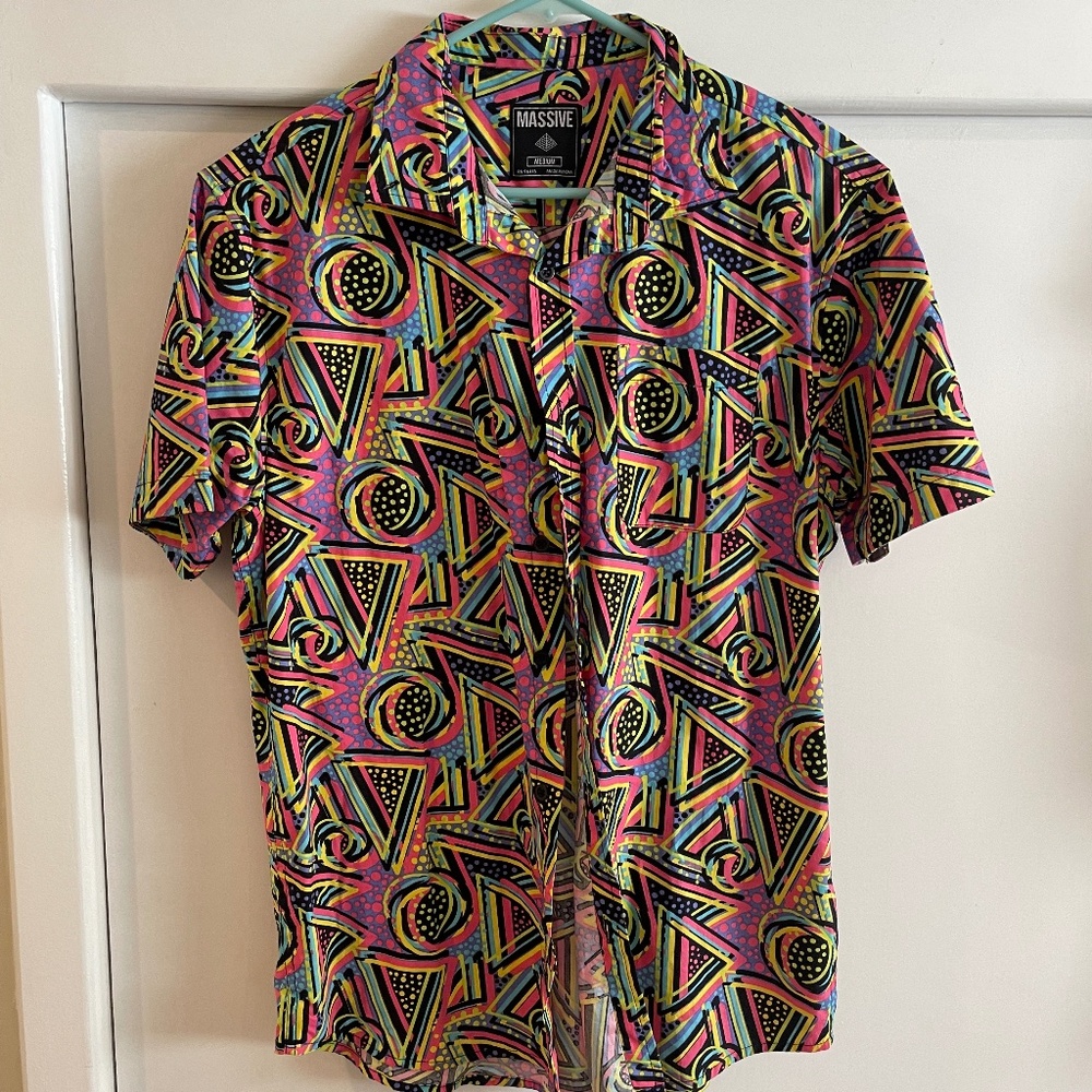 90s inspired Button Down shirt by Massive - Size M